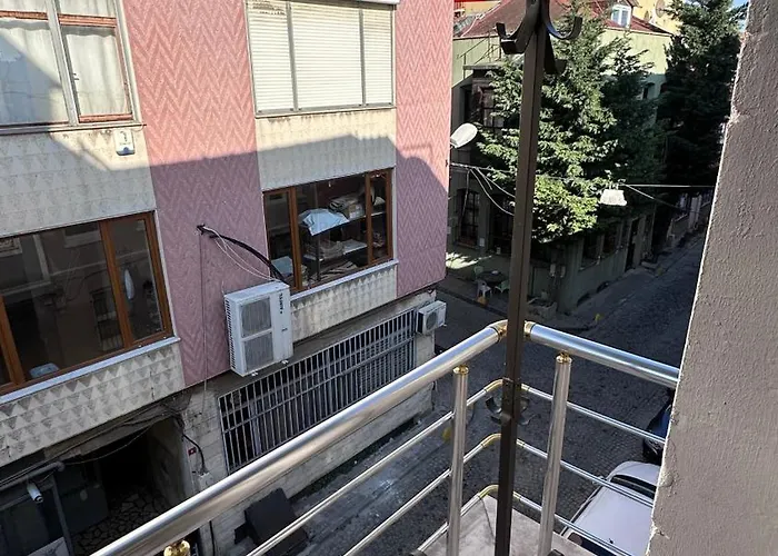 Golden Wood Istambul