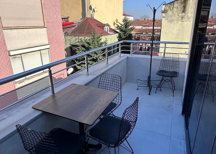 Golden Wood Appartement *