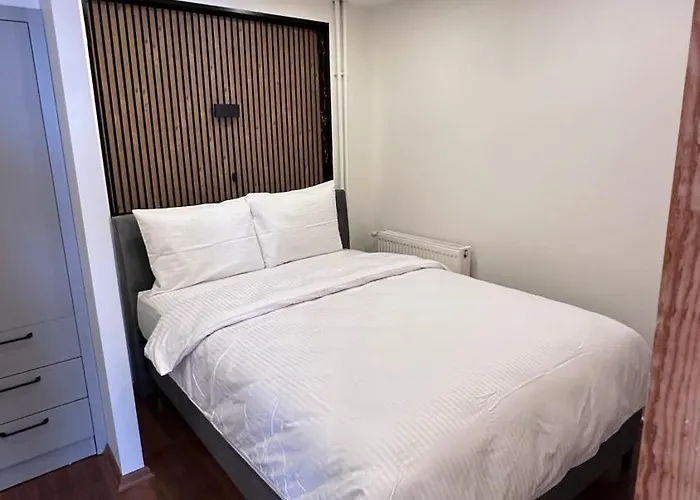 Golden Wood Istambul