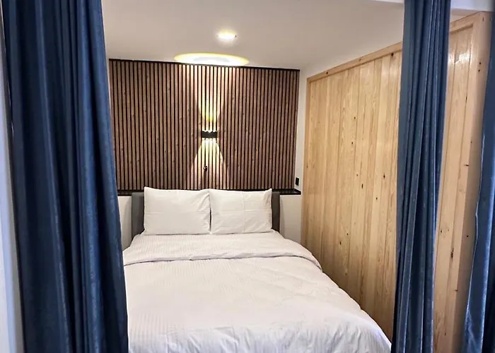 Golden Wood Isztambul